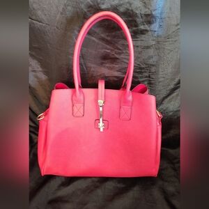 🩷Mellow World Hot Pink Purse | Gold Hardware | Excellent Condition
